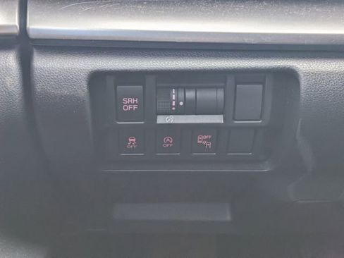 Used 2023 Subaru Crosstrek 2.5i Limited w/ Moonroof Package image 23