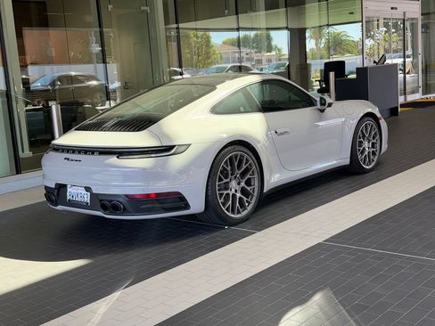 Certified 2021 Porsche 911 Carrera RWD image 11