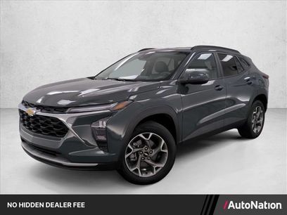 Used 2025 Chevrolet Trax LT