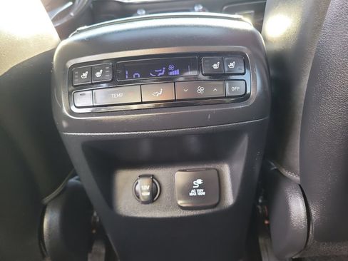 Used 2022 Hyundai Palisade Calligraphy FWD image 17