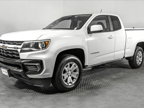 Used 2022 Chevrolet Colorado LT w/ Fleet Safety Package RWD image 2