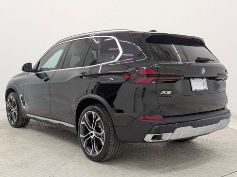New 2026 BMW X5 xDrive40i image 3