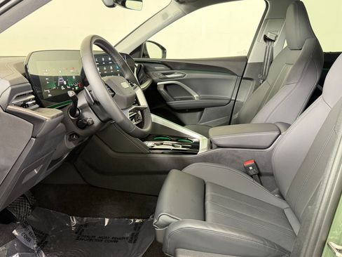 Used 2025 Audi Q5 Premium w/ Premium Plus AWD/4WD image 5
