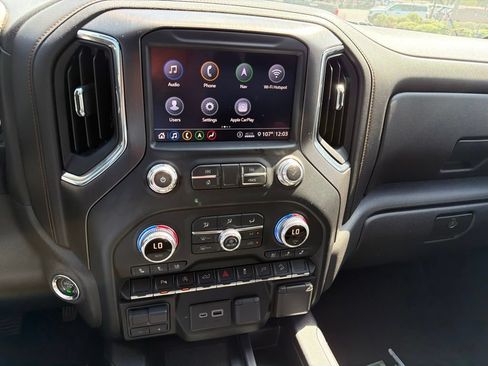Used 2020 GMC Sierra 1500 AT4 w/ AT4 Preferred Package AWD/4WD image 2