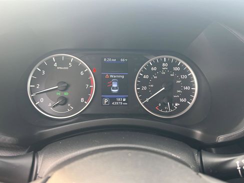 Used 2024 Nissan Sentra S FWD image 23