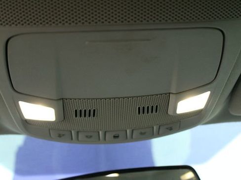 Used 2015 Ford Fusion SE image 19