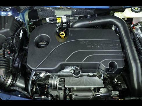New 2026 Chevrolet Equinox LT AWD/4WD image 16
