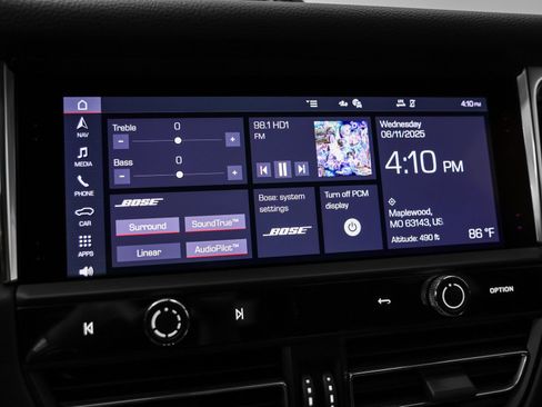 Certified 2025 Porsche Macan image 32