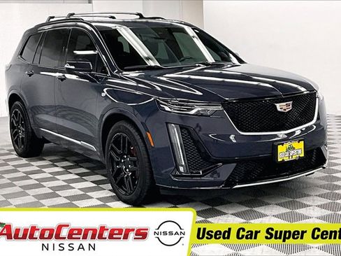Used 2024 Cadillac XT6 Sport w/ Technology Package image 1