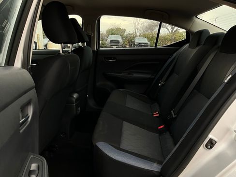 Used 2025 Nissan Versa SV image 11