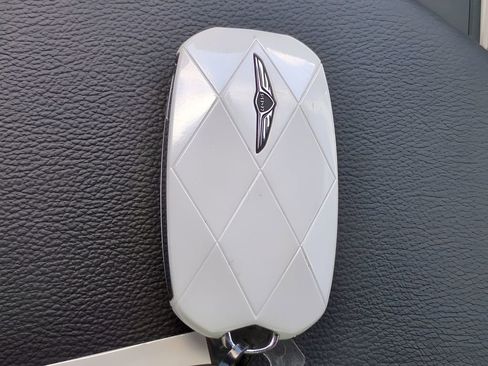 Used 2025 Genesis G70 2.5T w/ Sport Prestige Package image 30