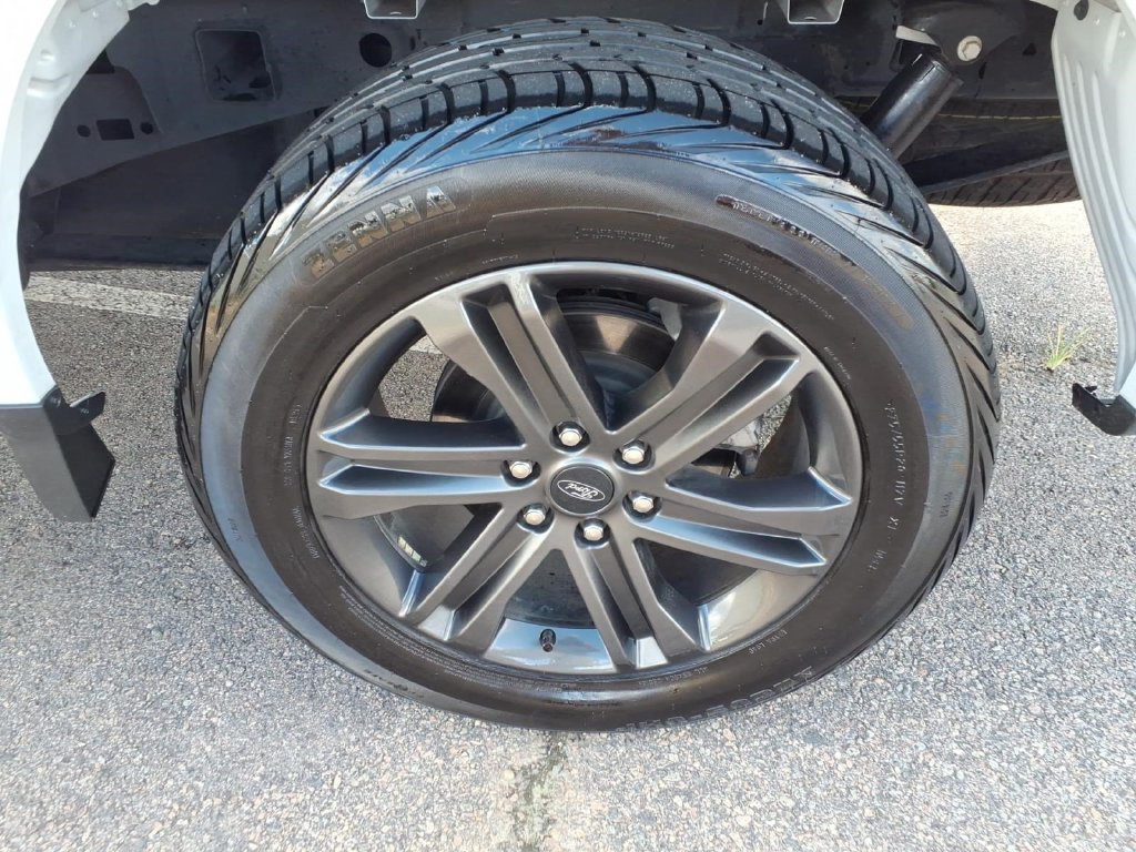 Used 2021 Ford F150 XLT w/ Equipment Group 302A High RWD image 12