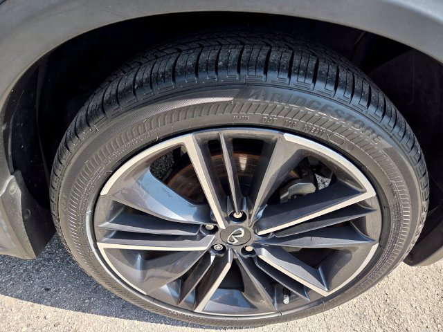 Certified 2023 INFINITI QX50 Sport FWD image 10