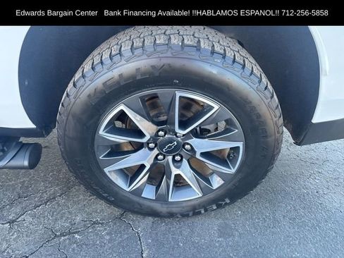 Used 2021 Chevrolet Suburban Z71 w/ Rear Media and Nav Package image 17