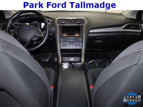 Used 2019 Ford Fusion SE image 26