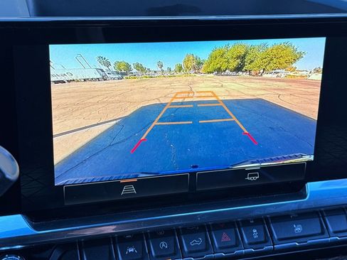 Used 2022 GMC Sierra 1500 Elevation image 15