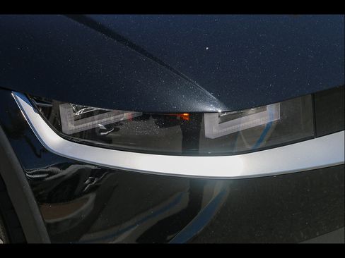 Certified 2024 Hyundai Ioniq 5 SEL RWD image 6