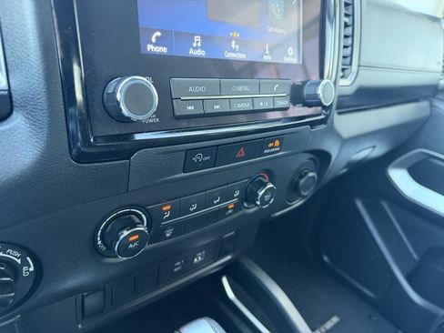 Certified 2024 Nissan Frontier SV image 15