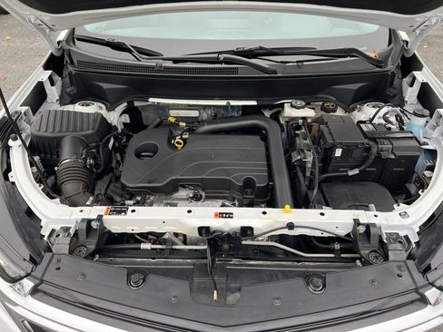 Used 2024 Chevrolet Equinox LT image 47