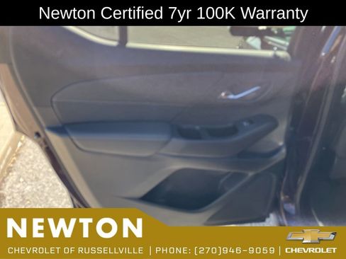 Used 2023 Chevrolet Traverse Premier AWD/4WD image 47