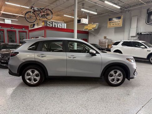Used 2024 Honda HR-V LX image 6