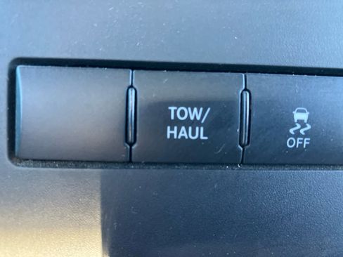 Used 2010 Dodge Ram 1500 Truck R/T image 21