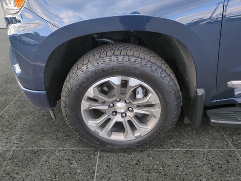 Used 2023 Chevrolet Silverado 1500 High Country w/ Technology Package image 14