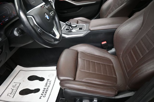 Used 2020 BMW 330i Sedan w/ Premium Package RWD image 15