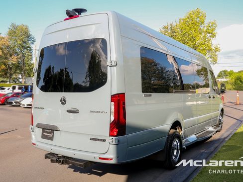 Used 2023 Mercedes-Benz Sprinter 3500 image 7