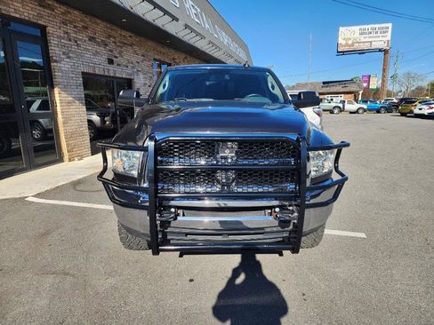 Used 2017 RAM 2500 SLT image 9