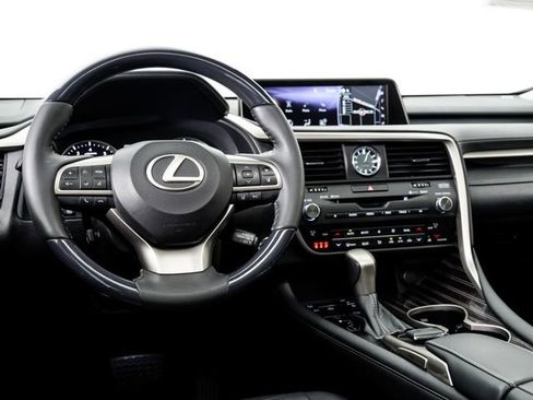 Used 2018 Lexus RX 350 AWD w/ Luxury Package image 16
