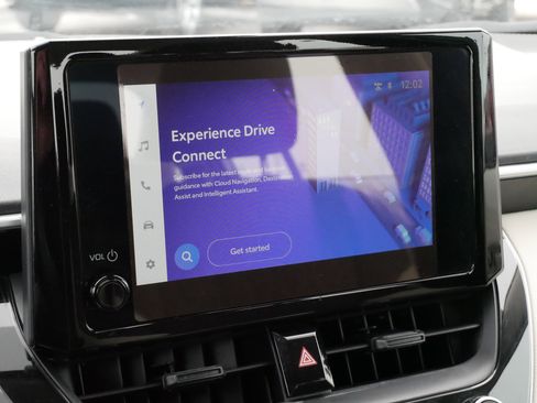 Certified 2025 Toyota Corolla LE image 22