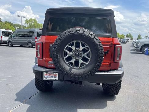 Used 2023 Ford Bronco Badlands AWD/4WD image 5