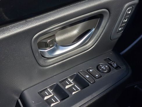 Certified 2025 Honda Pilot EX-L image 23