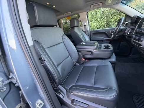 Used 2016 GMC Sierra 1500 SLE w/ SLE Value Package RWD image 11