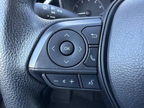 Used 2024 Toyota Corolla LE image 25