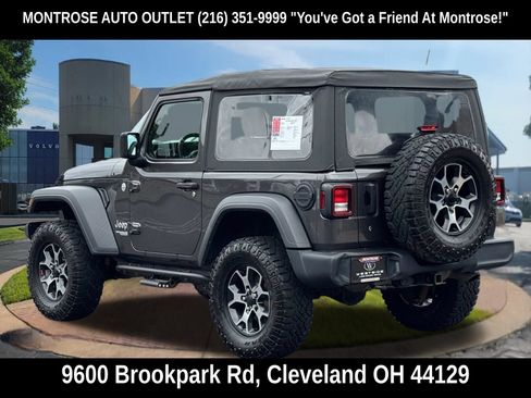 Used 2018 Jeep Wrangler Sport AWD/4WD image 7