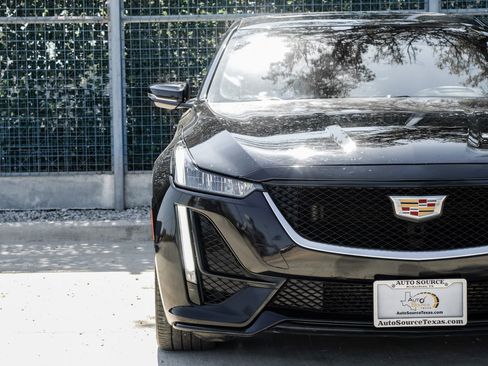 Used 2021 Cadillac CT5 Sport image 39