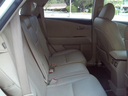 Used 2011 Lexus RX 350 2WD w/ Premium Pkg image 17