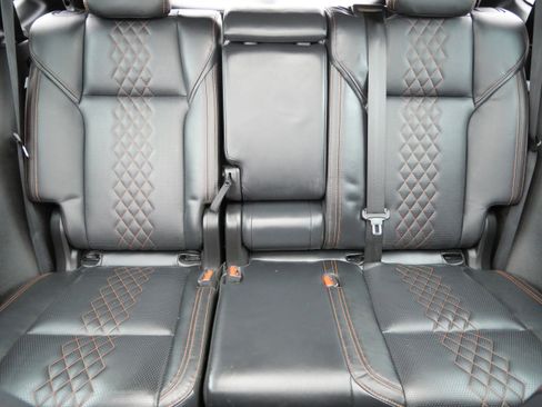 Used 2023 Mitsubishi Outlander SEL image 13