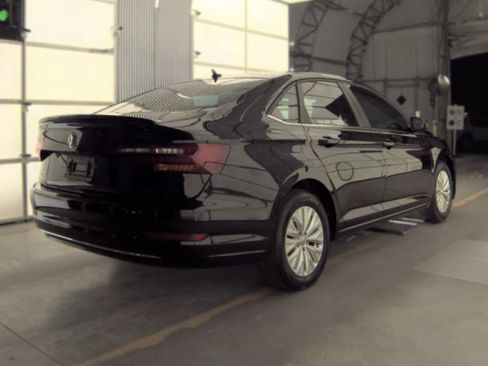 Used 2019 Volkswagen Jetta S FWD image 3