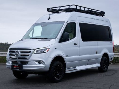 Used 2022 Mercedes-Benz Sprinter 2500 image 3