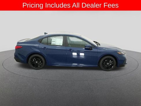 New 2026 Toyota Camry SE FWD image 11