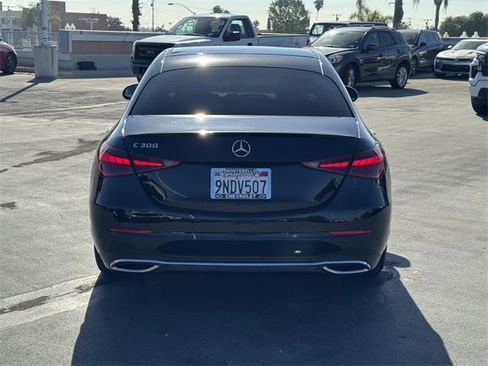 Used 2023 Mercedes-Benz C 300 Sedan image 3