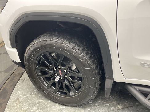 Certified 2024 GMC Sierra 1500 Elevation image 37