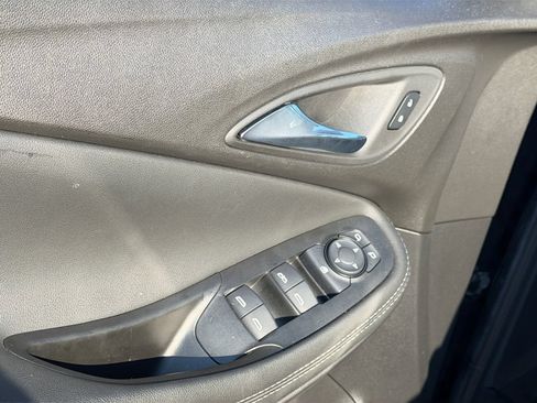 Used 2022 Buick Encore GX Select AWD/4WD image 14