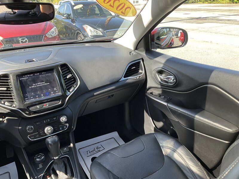 Used 2020 Jeep Cherokee Limited AWD/4WD image 18