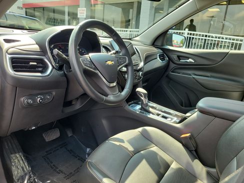 Used 2023 Chevrolet Equinox Premier AWD/4WD image 19