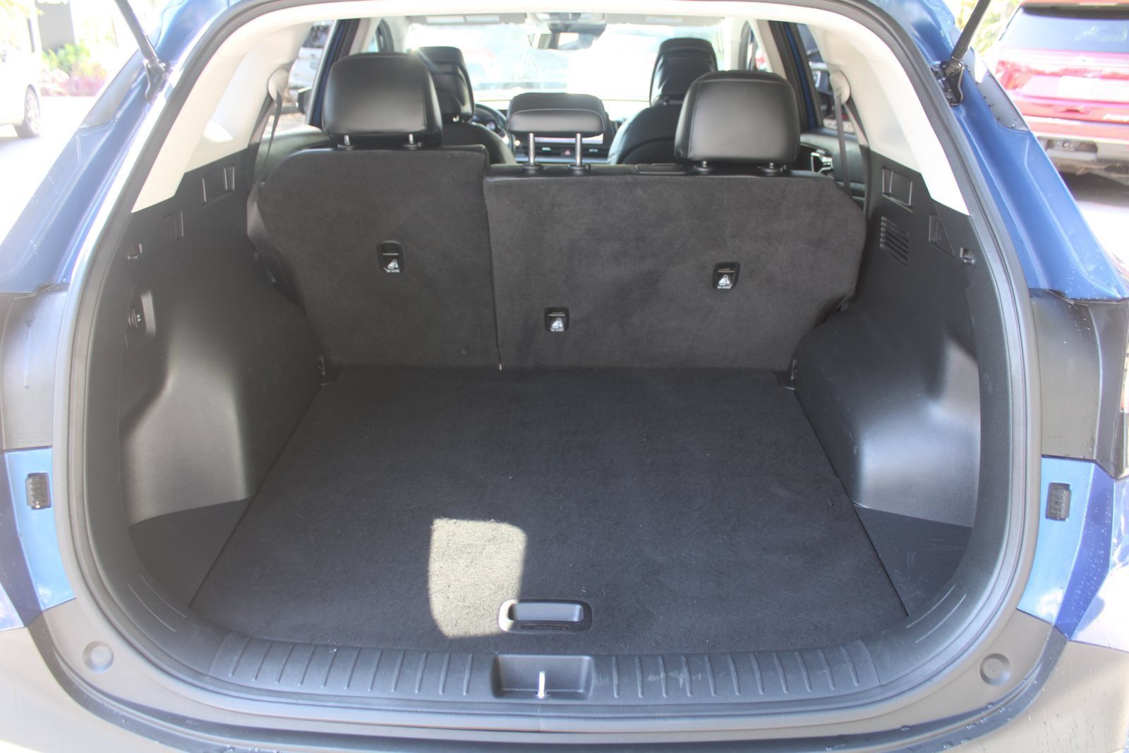Certified 2024 Kia Sportage EX FWD image 10