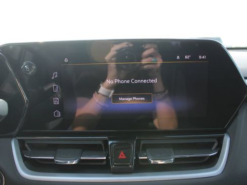 Used 2025 Chevrolet TrailBlazer LT w/ Convenience Package FWD image 52